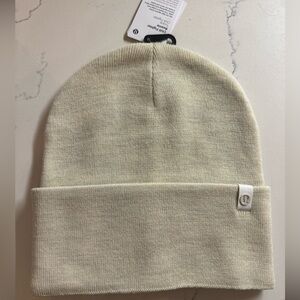 NWT: Lululemon Chill Fighter beanie